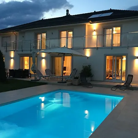 Сasa de vacaciones Near Geneva